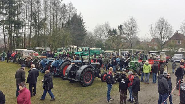 Fachsimpeln über alte Maschinen