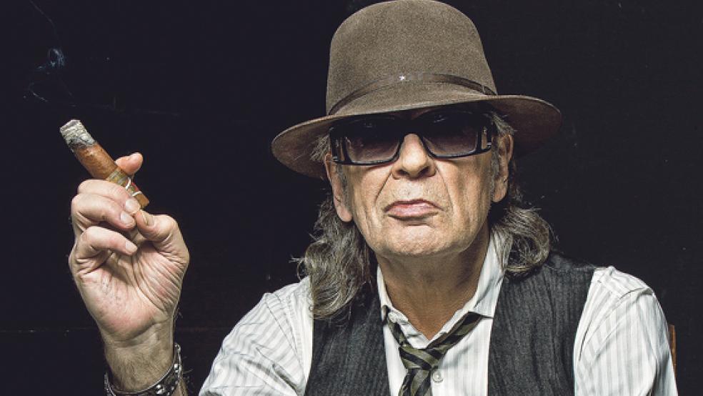 Hut und Sonnenbrille - so kennen und lieben Fans Udo Lindenberg.  © Foto: Tine Acke