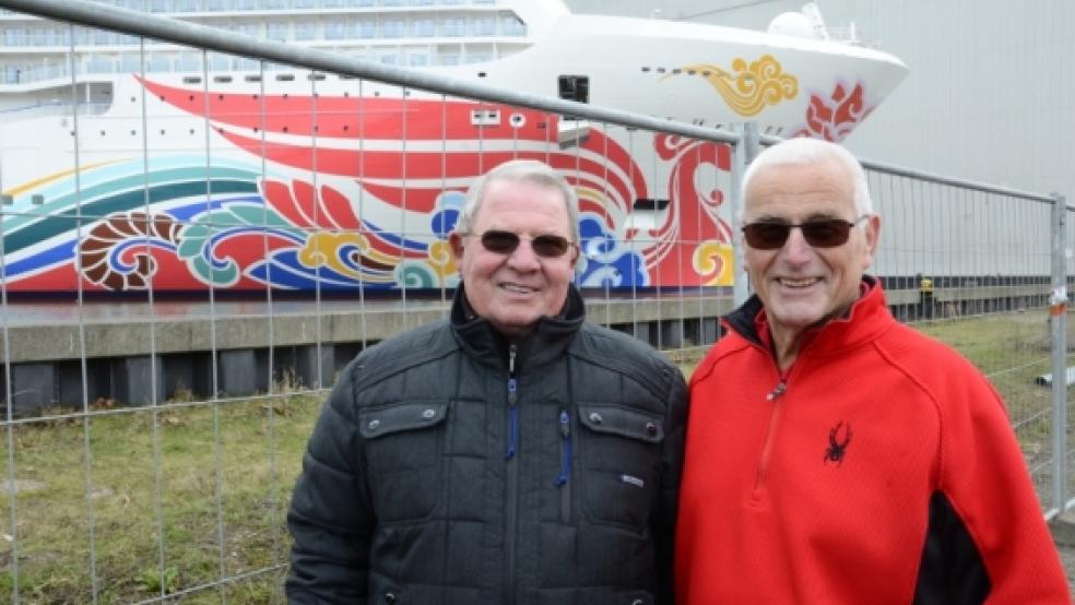 Nicht das erste Mal waren Bernd Zapfe (links) und Manfred Kunze in Papenburg zu Gast.  © Muising