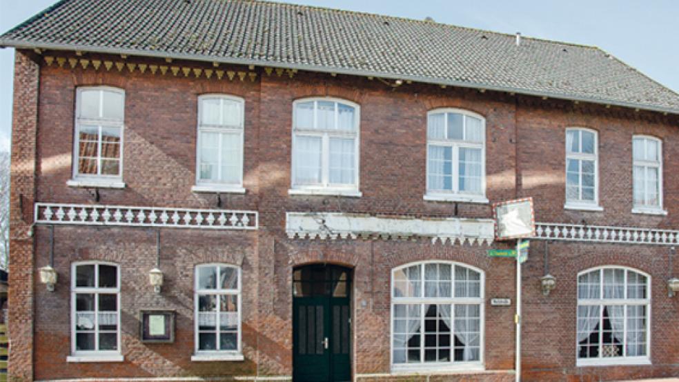 Soll wieder eine gefragte gastronomische Adresse werden: Der »Jemgumer Hof«. Ein neuer Besitzer möchte die Traditionsgaststätte verpachten. © Foto: Hanken