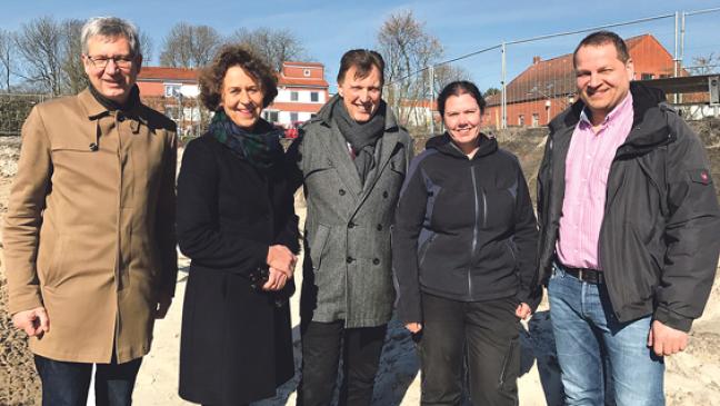 Bürgermeisterin besucht Borro-Burg