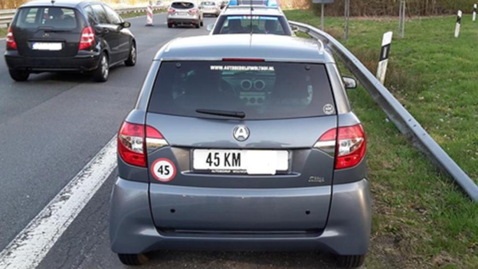 Gegen den Niederländer wurde ein Ordnungswidrigkeitsverfahren eingeleitet. © Foto: Polizei Leer/Emden