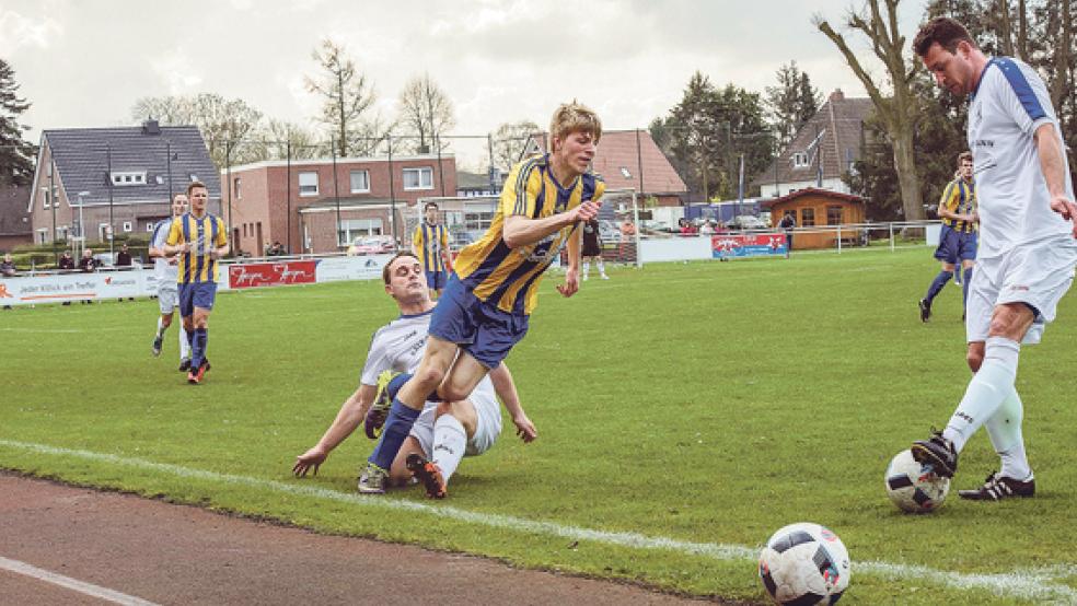 In der Partie gegen Borssum mussten die Weeneraner um Steffen Busemann einiges einstecken. © Foto: Klemmer