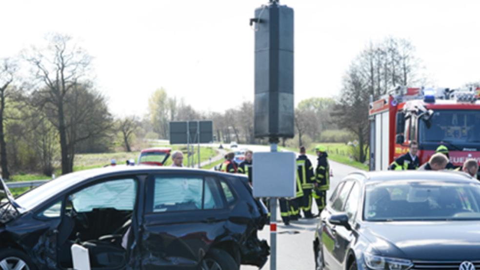 Der 79-Jährige fuhr beinahe ungebremst auf die wartenden Fahrzeuge auf. © Foto: Klemmer
