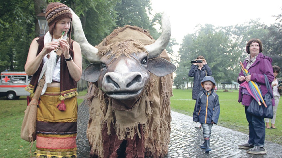 Am 19. August wird wieder das beliebte »Kleine Fest« im großen Park der Evenburg in Leer veranstaltet. © Foto: RZ-Archiv