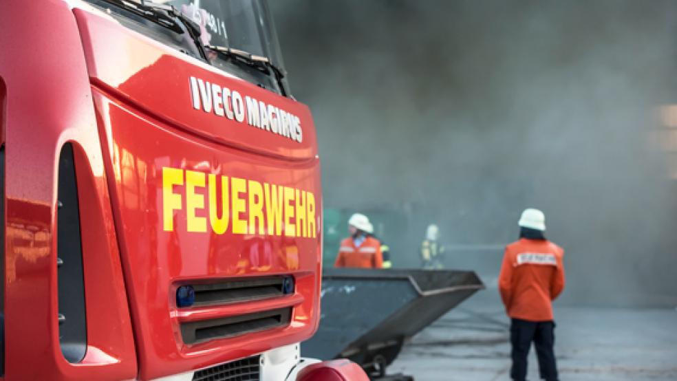 Auf dem Gelände eines Schrottverwerters in Leer ist es heute Morgen zu einem Brand gekommen. © Beispielfoto: RZ-Archiv