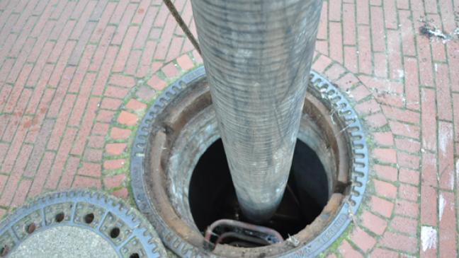 Kamerafahrt durch die Rohre