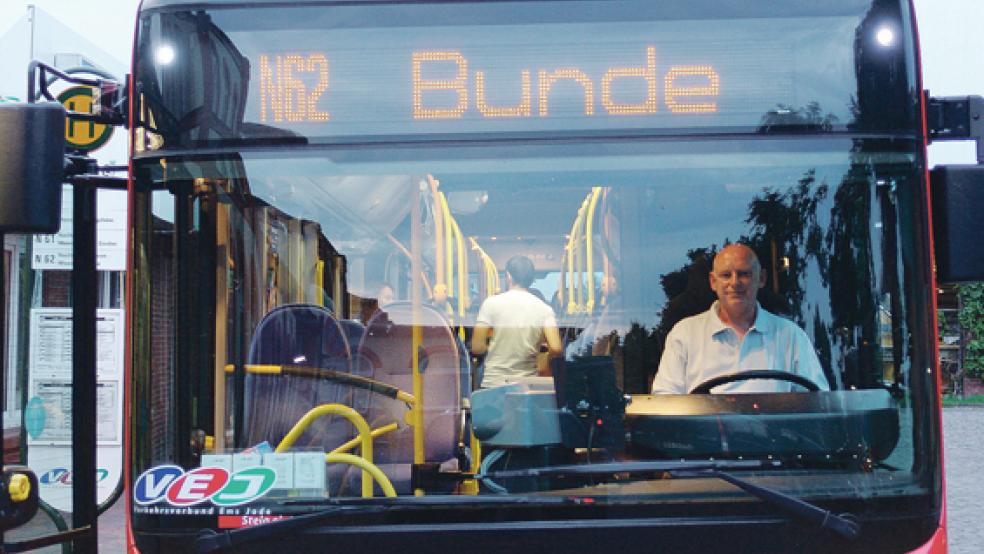 Die »Nachteule« stellt ihren Verkehr auf der Rheiderland-Linie N 62 über Bunde und Weener nach Leer samstags ein. © Archivfoto: Boelmann