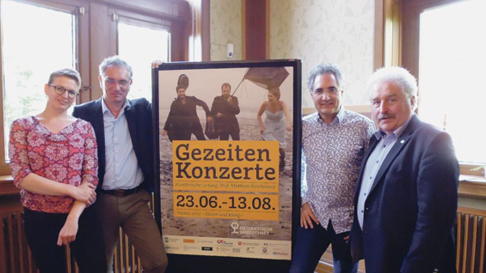 Geben Empfehlungen für potentielle Gezeiten-Besucher: Wibke Heß, Dirk Lübben, Matthias Kirschnereit und Landschaftpräsident Rico Mecklenburg.  © Foto: Wagner