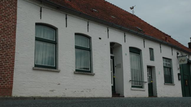 Eine Frau mit zwei Gesichtern