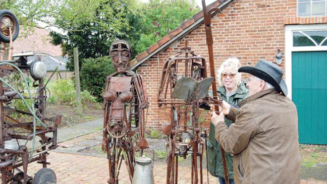 Abfallartige Kunst und dabei Rost im Blut