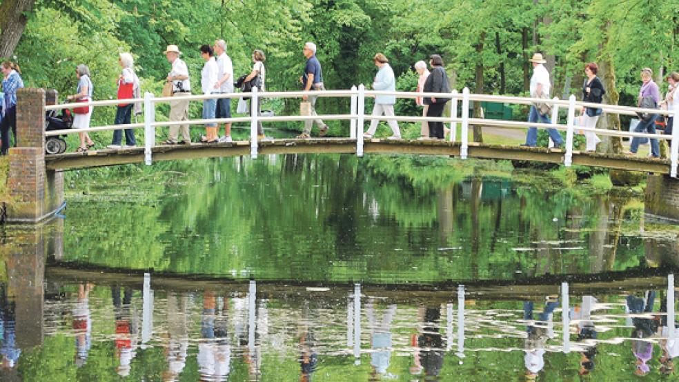 120 Aussteller zeigen ihre Ideen auf dem Gelände des Schloss Gödens. © Archivfoto: Hanken