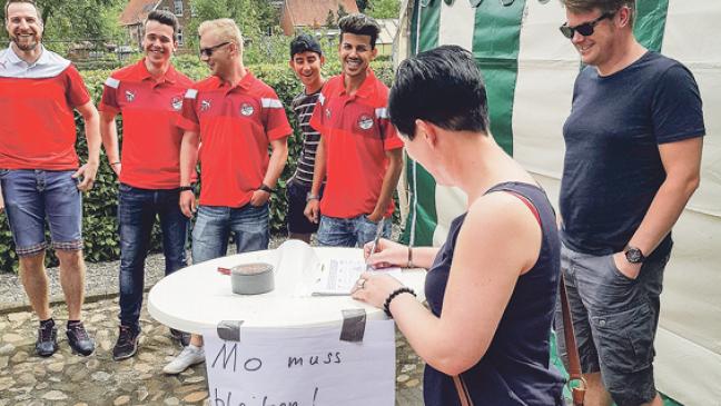 Klare Botschaft: »Mo muss bleiben!«