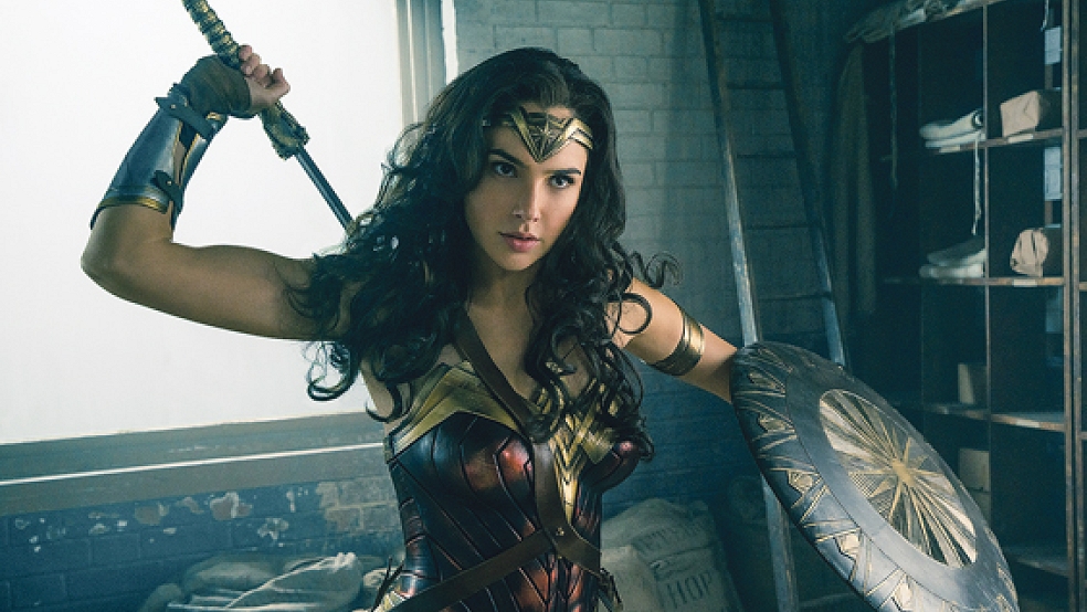 Jetzt wird aufgeräumt: »Wonder Woman« Diana (Gal Gadot) sorgt für Ordnung an der Front.  © Foto: Warner Bros.