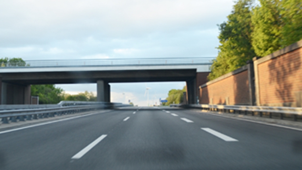 Auf der Autobahn 31 bei Beschotenweg (Foto) wird ab Mitte Juli nur ein Fahrstreifen pro Richtung befahrbar sein. Grund sind Sanierungsarbeiten. © Archivfoto: Hanken