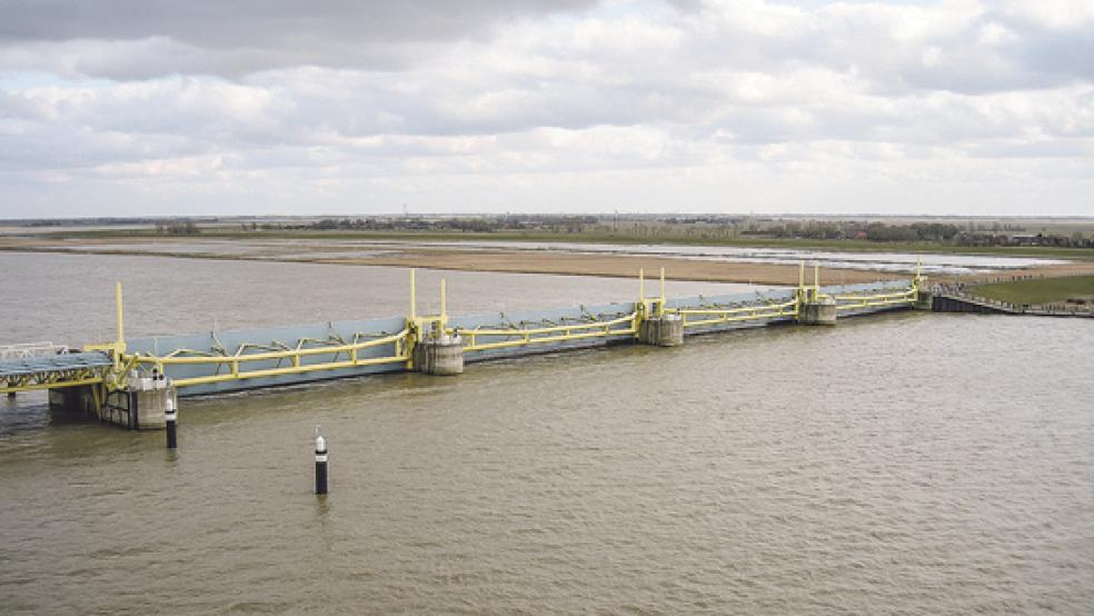 Mit Hilfe des Sperrwerks zwischen Gandersum und Nendorp soll die Tide in der Ems gesteuert werden. © Foto: WSA