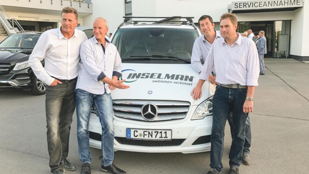 Die Leistungsschwimmer (von links) Frank Nebel, Jörg Stingl, Stev Theloke und Frank Riedel stellen sich ab Samstag der rauen Nordsee. © Foto: Baunack