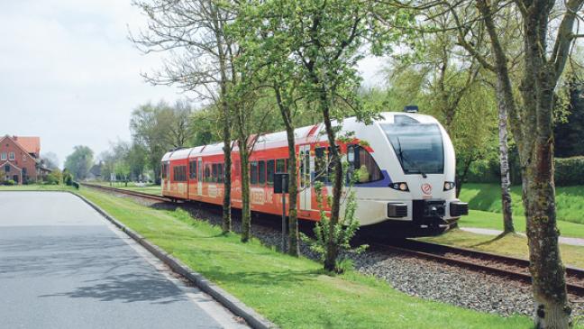 Viel spricht für Bahnsteig unweit von »Combi«