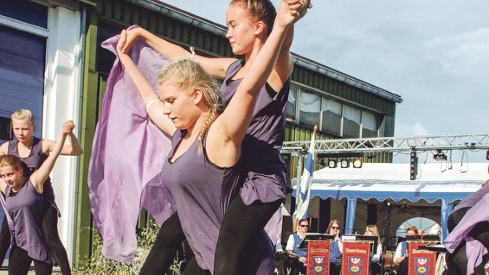 Die finnischen Gäste hatten nicht nur Musik, sondern auch Tanzvorführungen mitgebracht. © Fotos: Kuper
