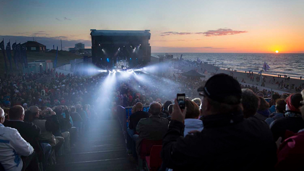 Die Summertime-Arena auf Norderney. Hier finden ab Mittwoch drei Open Air-Konzerte statt. © Foto: privat