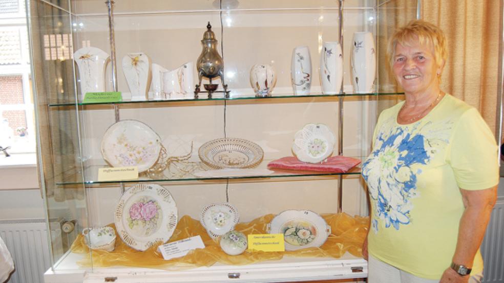 Marianne Hilbrands hält morgen im Heimatmuseum einen Vortrag über Porzellanmalerei. © Archivfoto: Hoegen