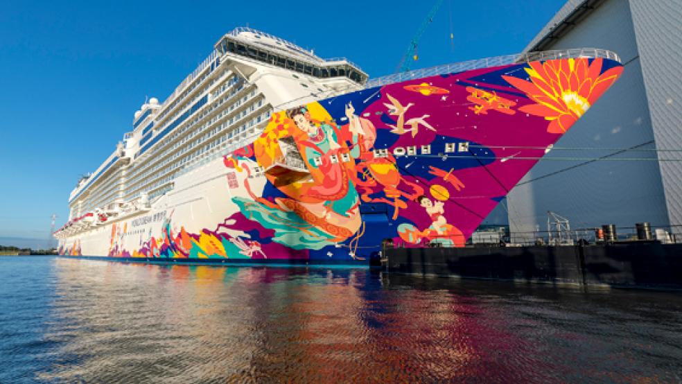 Bald »Klar zum Ablegen«: Der Schiffsneubau »World Dream« wird morgen seinen Weg über die Ems antreten. © Foto: Meyer Werft