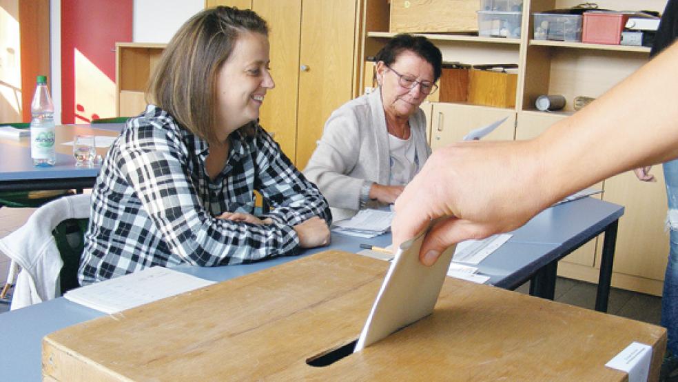 In der Grundschule in Bingum siegte Gitta Connemann (CDU) bei den Erststimmen, bei den Zweitstimmen konnten sich die Sozialdemokraten durchsetzen.  © Foto: Szyska 
