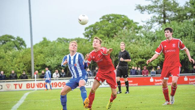 Bunder Perspektivwechsel am Fußball-Feiertag