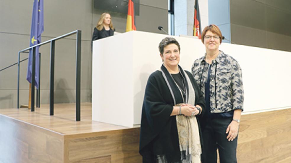 Neue Vizepräsidentin des Niedersächsischen Landtags: Meta Janssen-Kucz mit der Grünen-Fraktionschefin Anja Piel.  © Foto: privat