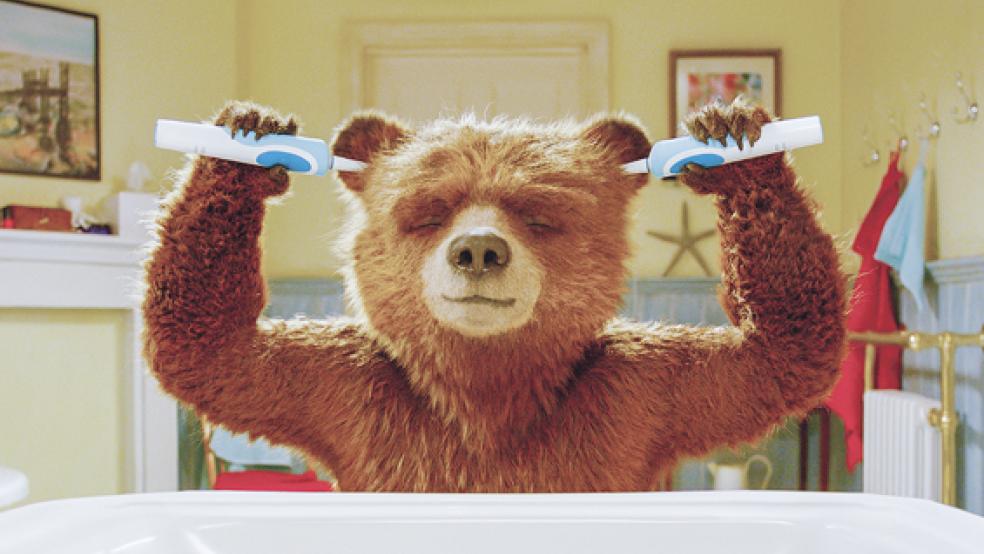 Der tollpatschige Paddington sorgt auch dieses Mal wieder für einiges Chaos.  © Foto: Studiocanal