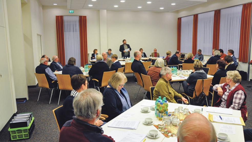 Im Gemeindehaus in Bunde tagte am Montagabend die Synode der 20 ev.-ref. Kirchengemeinden im Rheiderland. © Foto: Boelmann