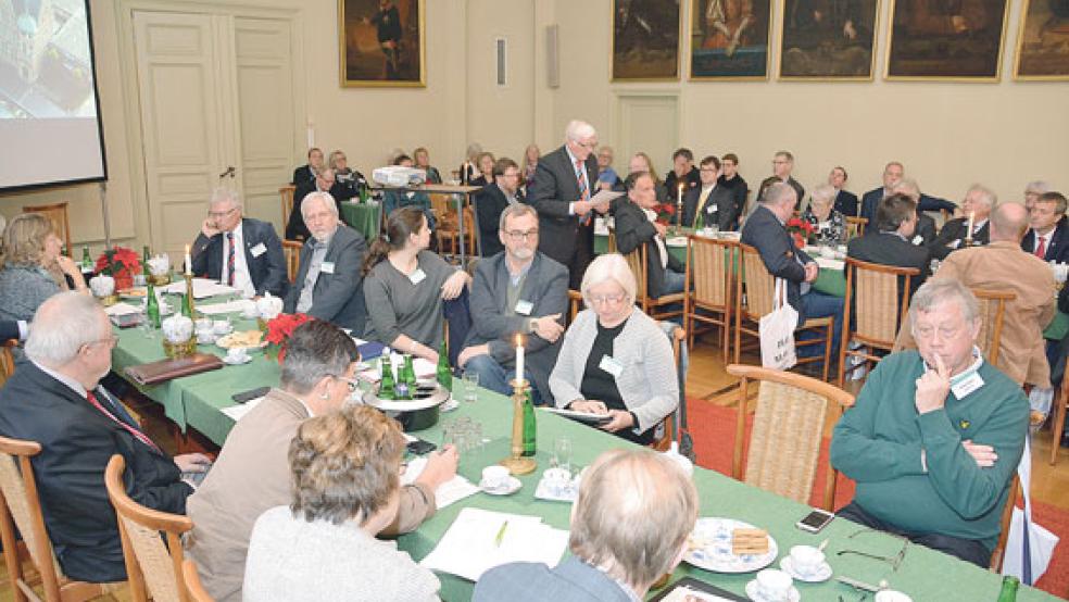 Auf der Landschaftsversammlung in Aurich blickten die Delegierten und Spitzen auf ein rundes Jahr 2017. © Foto: Landschaft