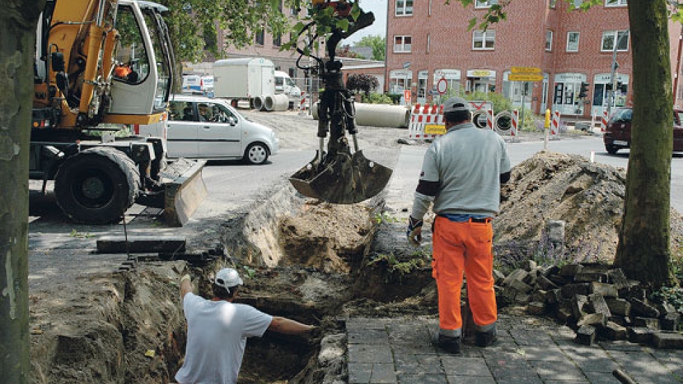 Lieber früh sanieren als später reparieren: Die Stadt soll nach dem Willen des Rates kontinuierlich in die Sanierung ihres Kanalnetzes investieren. © Archivfoto: Szyska