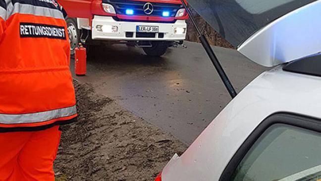 Bunde: Nachbarn alarmieren Feuerwehr