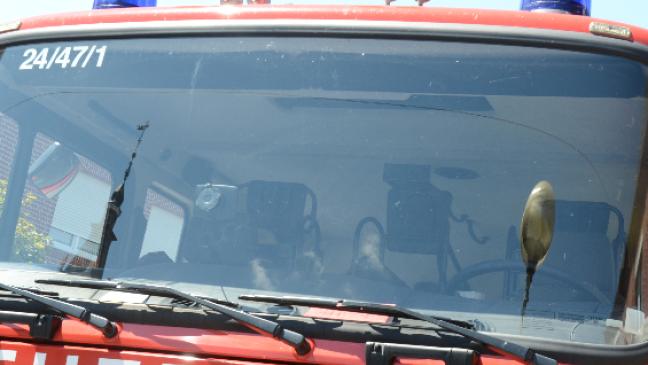 Opel Corsa steht in Flammen