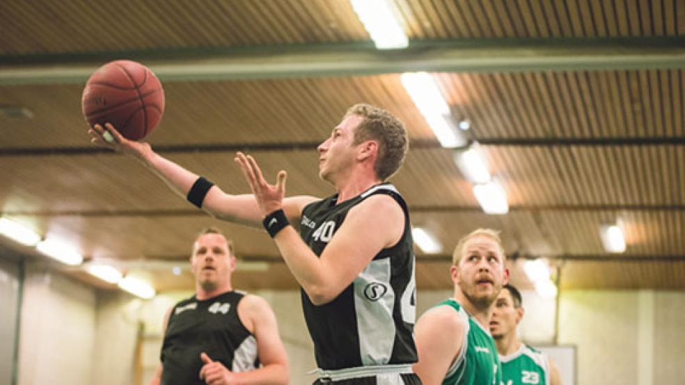 Für Enno Wodtke und seine Weeneraner begann das Punktspieljahr mit einer deutlichen Niederlage. © Foto: Mentrup
