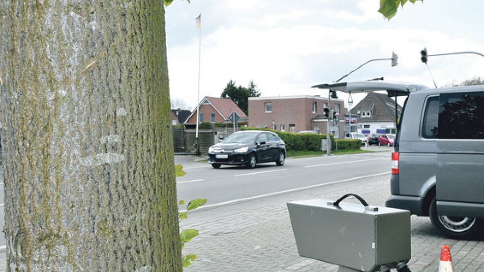 Im Landkreis Leer sind im vergangenen Jahr bei Geschwindigkeitskontrollen 40.110 Verstöße registriert worden.  © Foto: RZ-Archiv