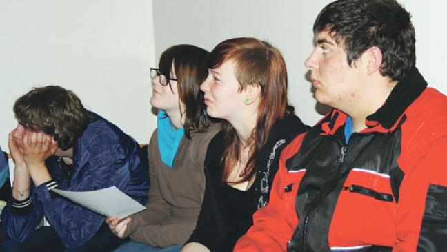 Fünf Paten sind für Schülergruppe aktiv