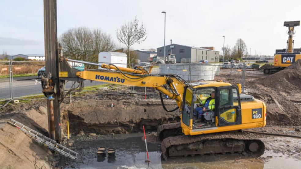 Hinter dem Dollart-Center in Emden werden zwei Blindgänger aus dem Zweiten Weltkrieg vermutet. © Foto: Klose