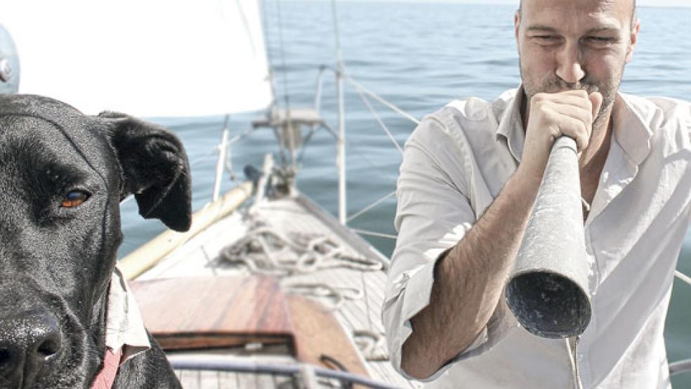 Mit Hund Lotte und einigen Habseligkeiten machte sich Christoph Meyer auf zu seinem Abenteuer. © Foto: privat