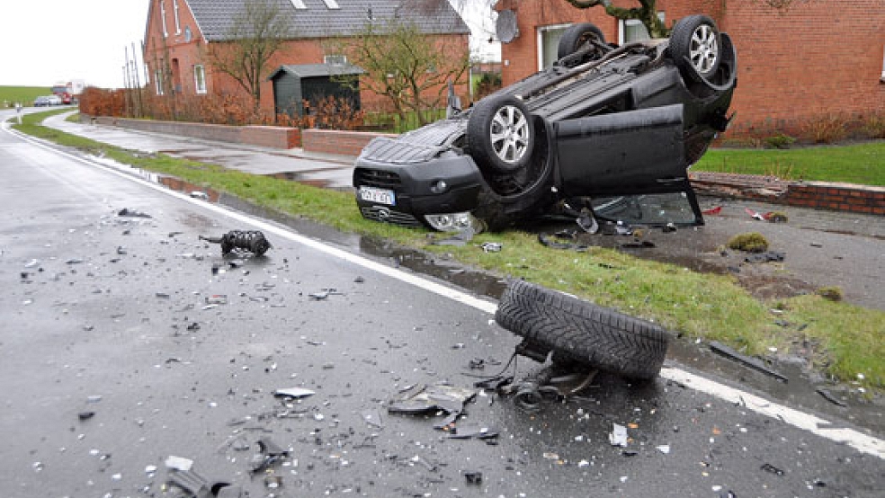 In Terborg sind heute Nachmittag bei einem Verkehrsunfall sechs Menschen schwer verletzt worden.  © Foto: Wolters