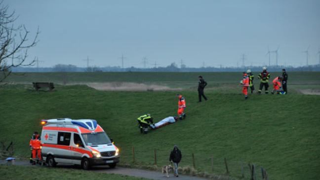 Betrunkener steckt im Ems-Schlick fest