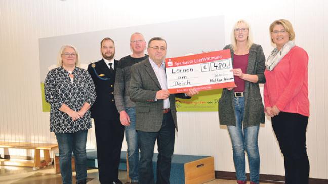 Freude über Spende für Kindergarten