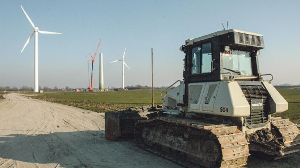 Bei Repowering-Projekten - hier in Holtgaste - werden die Gründungspfähle der Alt-Anlagen nicht immer entfernt. In Steenfelde und in der Gemeinde Bunde sind die Pfähle im Boden verblieben. © Symbolfoto: Szyska
