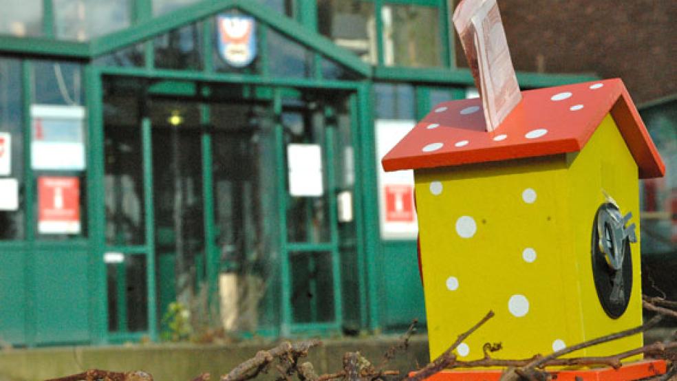 Im Rathaus in Weener tagen im Normalfall die Ausschüsse des Rates, hier wird auch über den Haushalt 2018 beraten werden. © Foto: Szyska