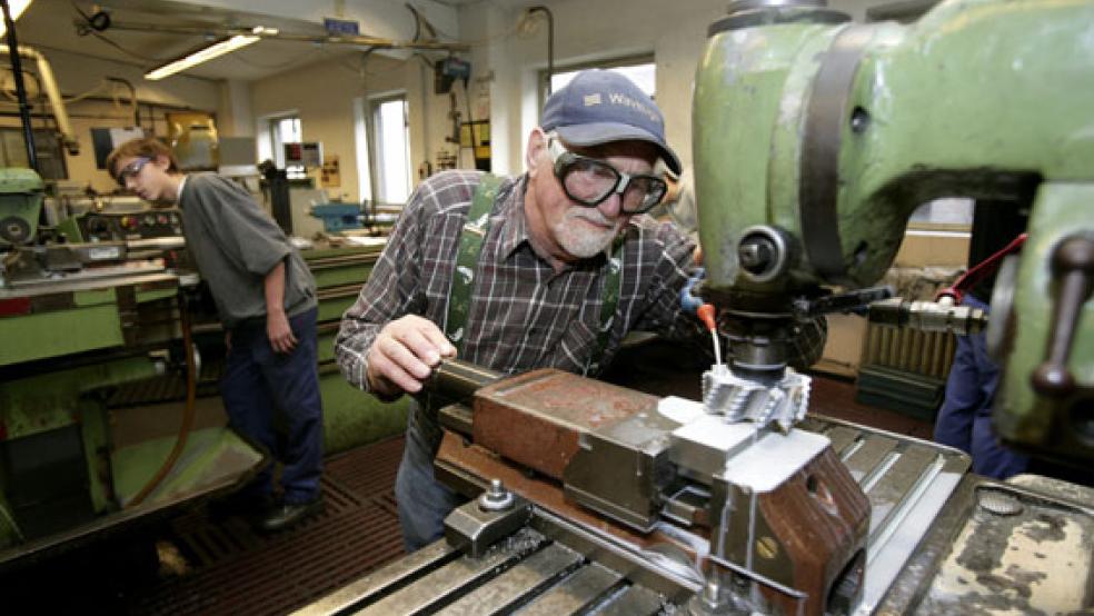 Die Zahl der über 65-jährigen Arbeitnehmer hat im Landkreis Leer weiter zugenommen. © Foto: IKK classic