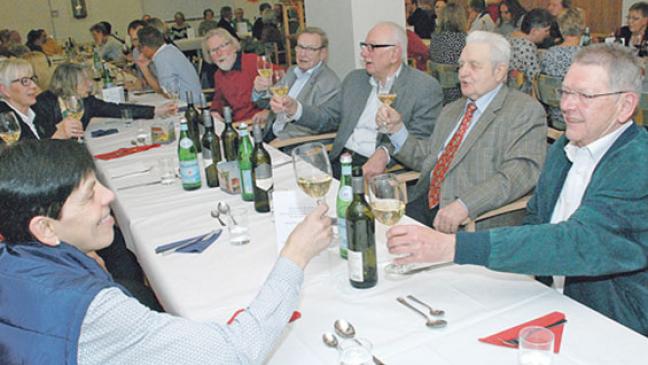 Schlemmen endet mit Käse und Kuchen