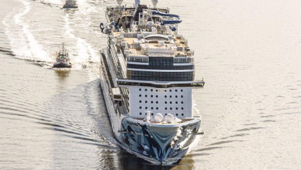Die Nordsee ist erreicht: Die »Norwegian Bliss« heute Mittag auf dem Weg in Richtung Eemshaven in den Niederlanden. © Fotos: Klemmer