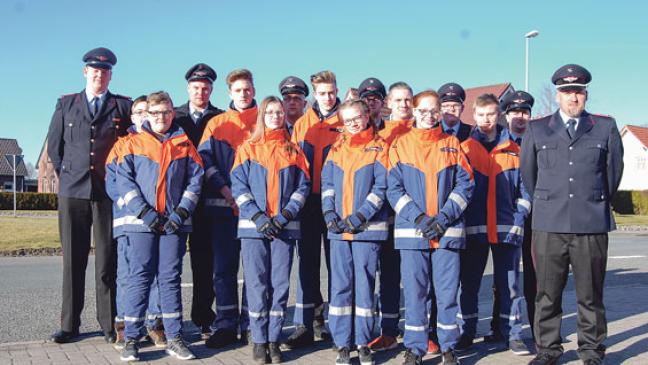 Jugendfeuerwehr: Altpapier anliefern