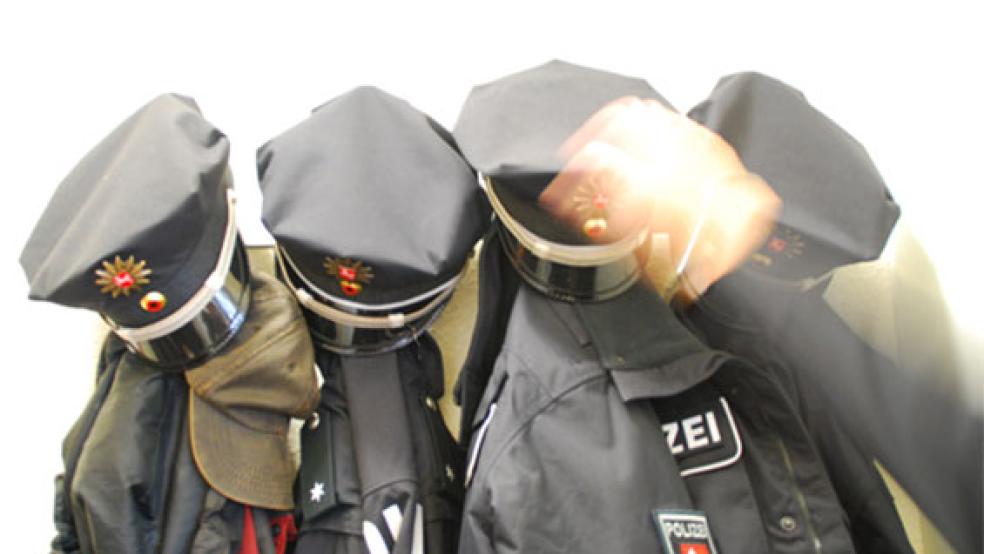 Brutal und rücksichtslos gingen zwei Täter bei einem Überfall in Neermoor vor. Sie sind auf der Flucht. © Foto: RZ-Archiv